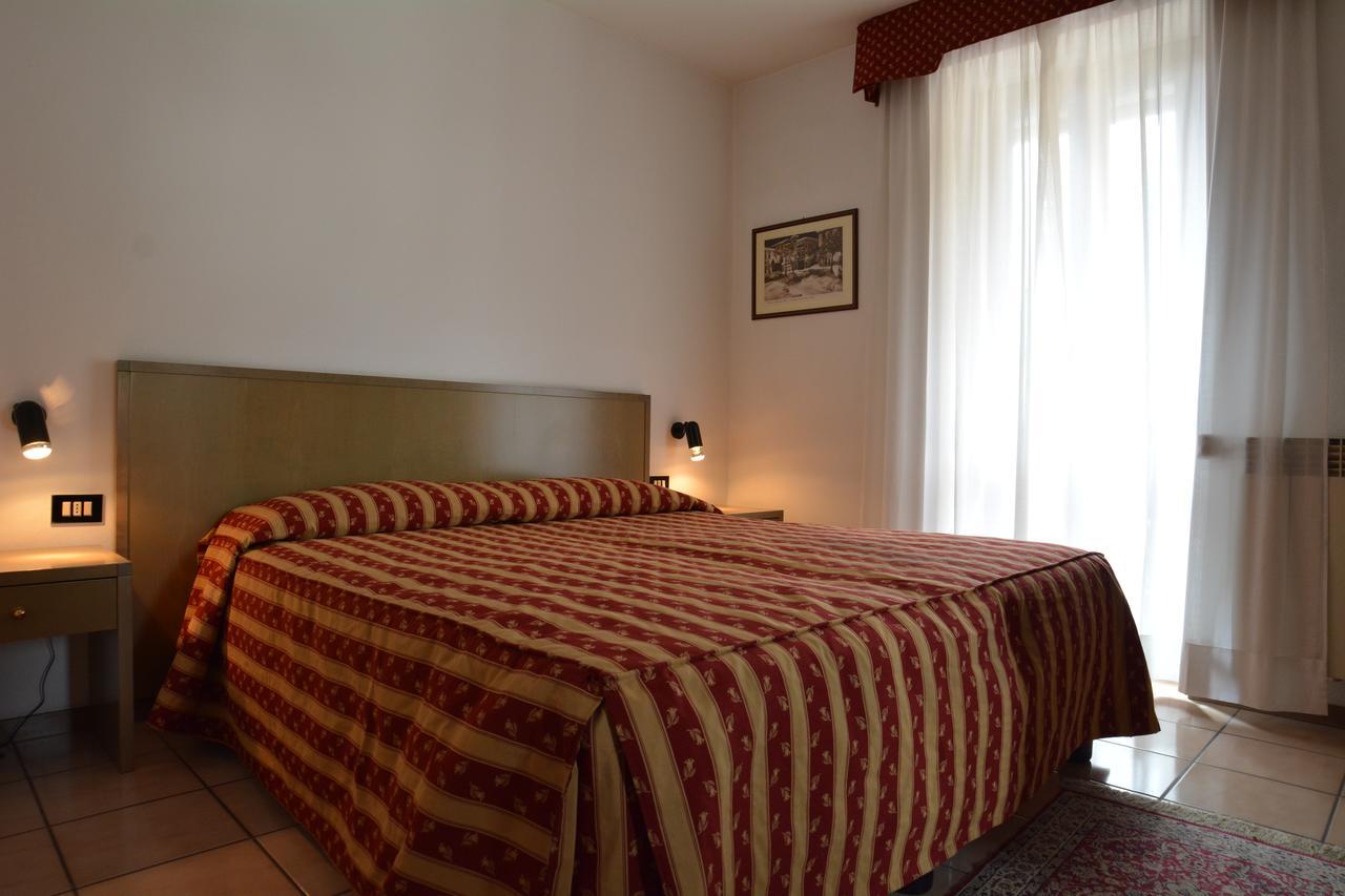 Hotel Pineta Понте-ди-Леньо Экстерьер фото